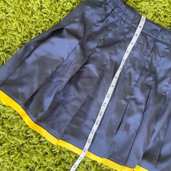 VINTAGE 90S SCHOOL GIRL SKIRT - Picture 5 of 8